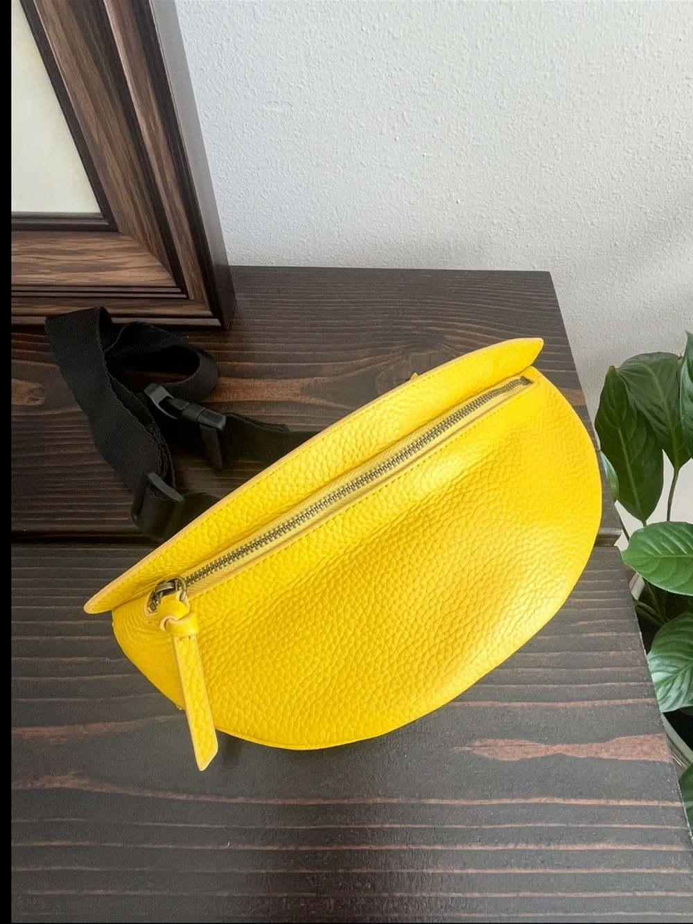 Melrose and Market Nordstrom yellow leather Fanny pack waist bag crossbody